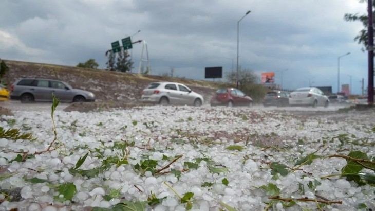 Jueves con alerta por Zonda y tormentas con granizo